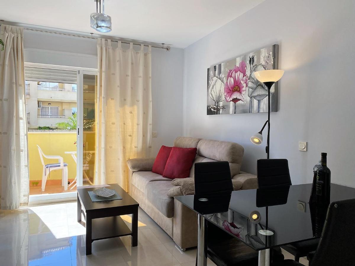 נרחה Triton Apartments Casasol מראה חיצוני תמונה