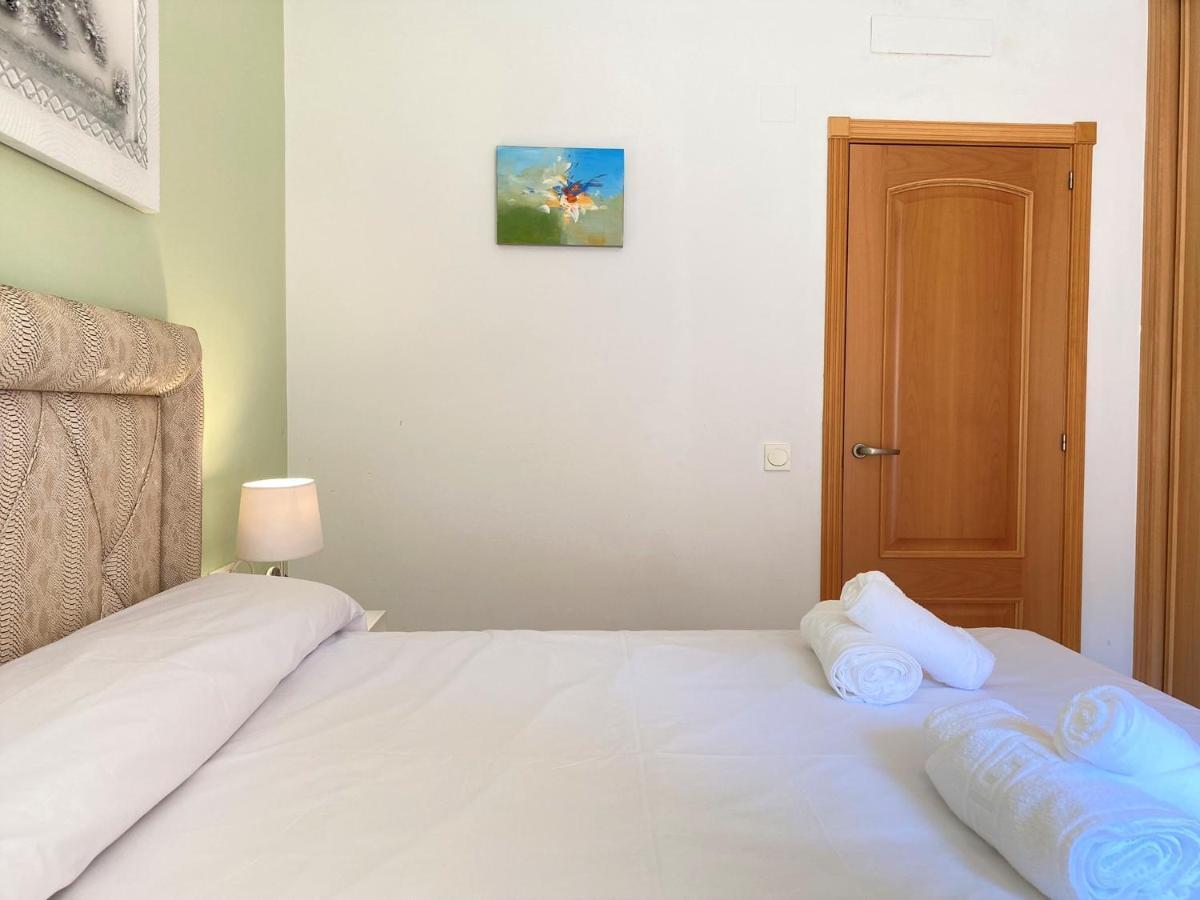 נרחה Triton Apartments Casasol מראה חיצוני תמונה