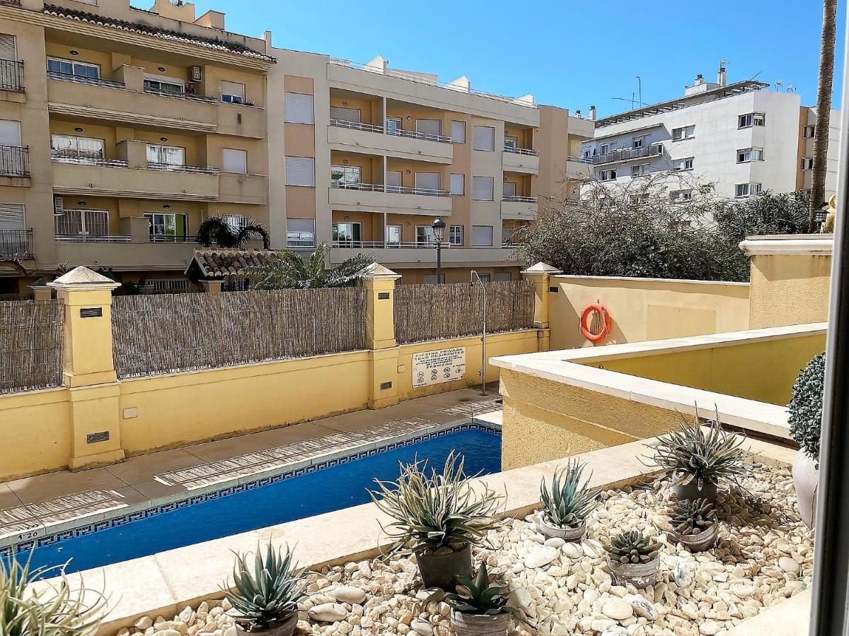 נרחה Triton Apartments Casasol מראה חיצוני תמונה